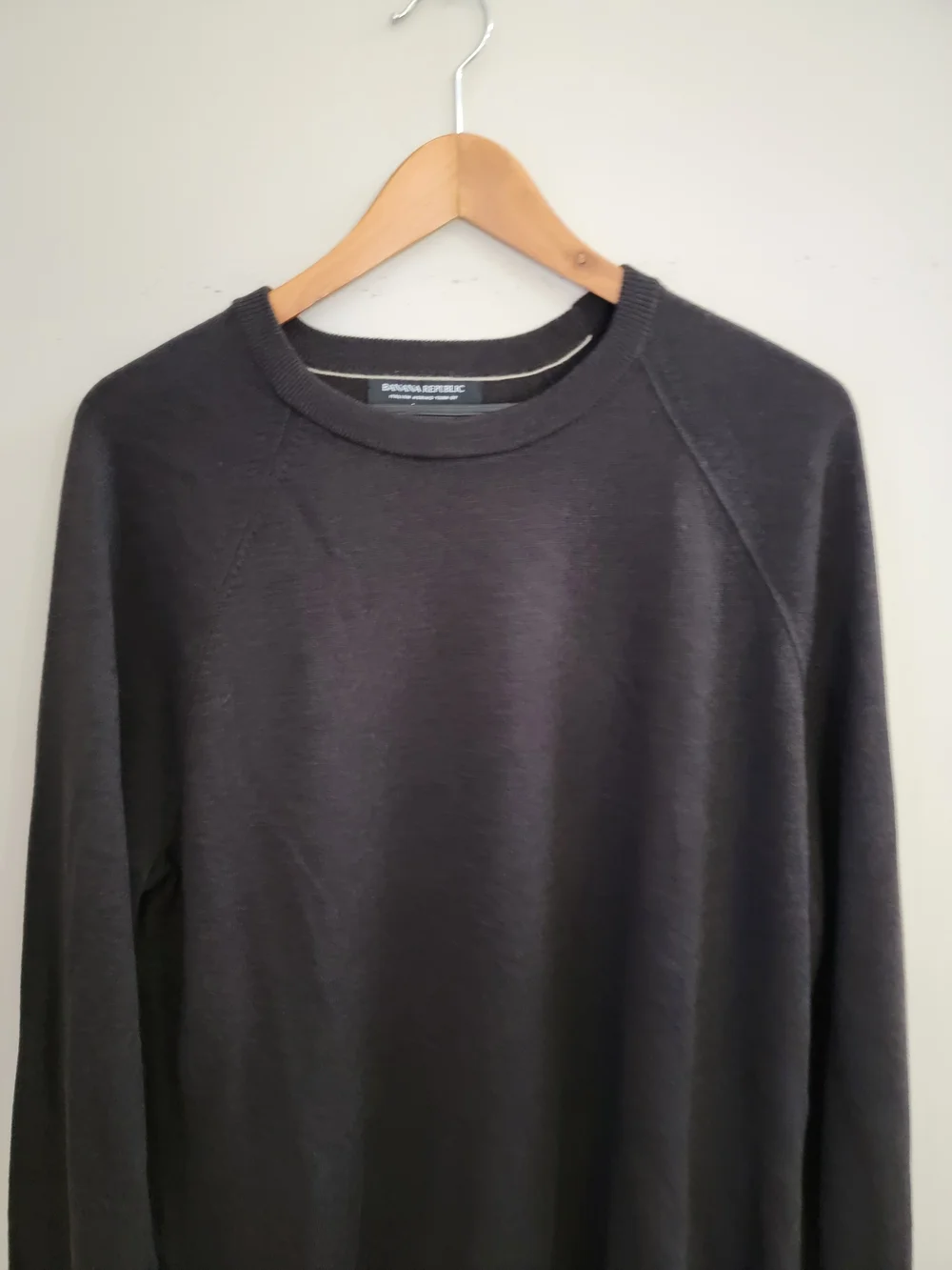 Banana Republic slim crewneck